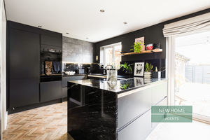 Photo 26- click for photo gallery